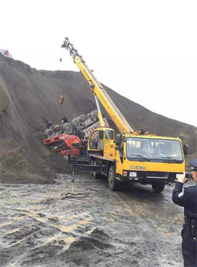 新安上犹道路救援